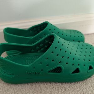 totes Kids Teal Green Ventilated Slip-On Clogs